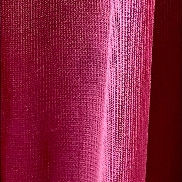 Lovely strapless Marina Merlot colored evening gown. Size 4 - Picture 5 of 6